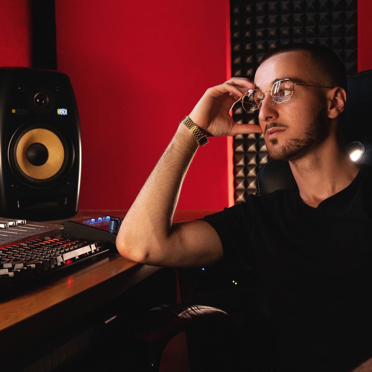 Moon (feat. Patrik Rivier)