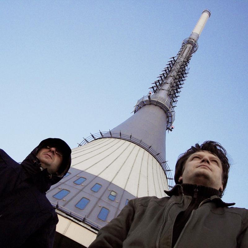 Kora et le Mechanix - Praha